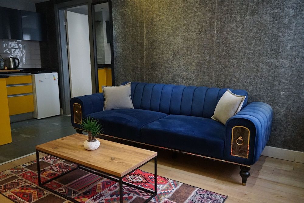 undefined Corner Park Suites 4