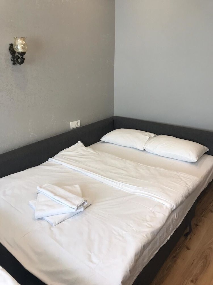 undefined Riverland Suites & Apart Hotel 9