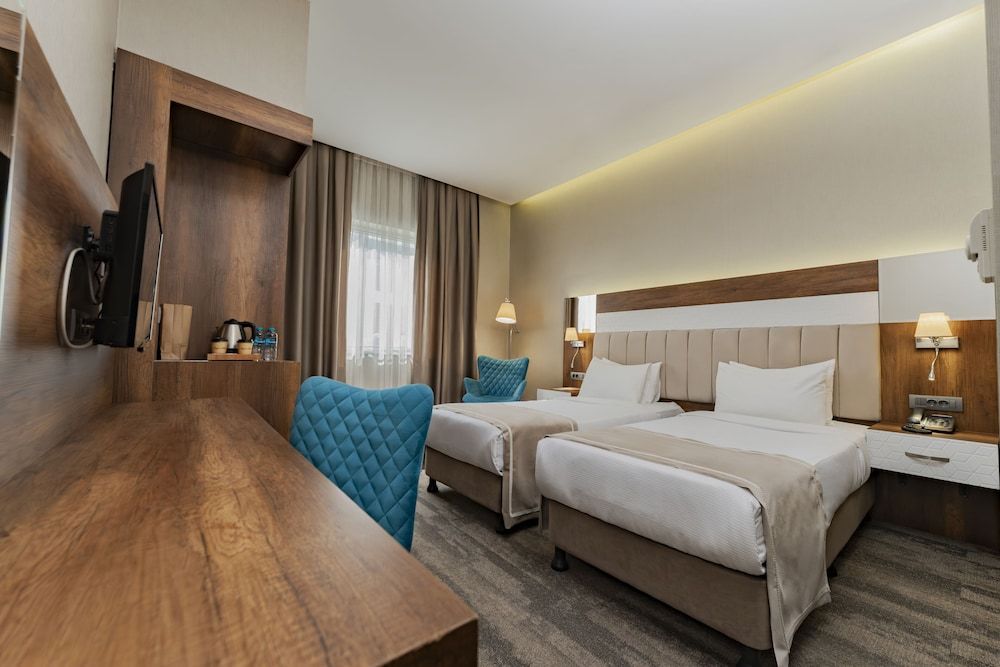 Vespia Hotel Standard Double Room 4