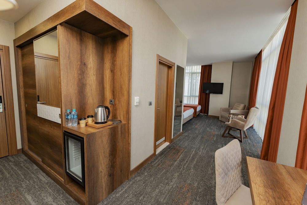 undefined Vespia Hotel