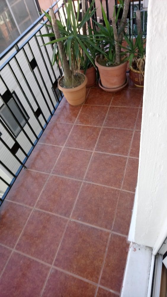 Cosmopolitan Park Hotel Triple Room With Balcony (On the 4th Floor, No Elevator) 6