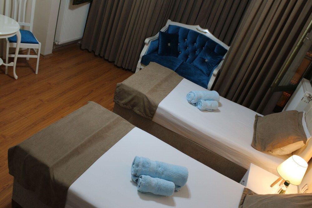 undefined Blue Suites 9