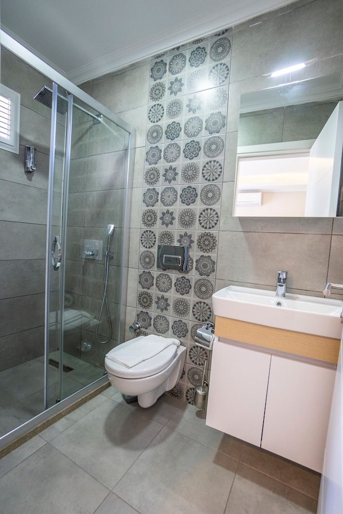 M2 OTEL Standard Room 5