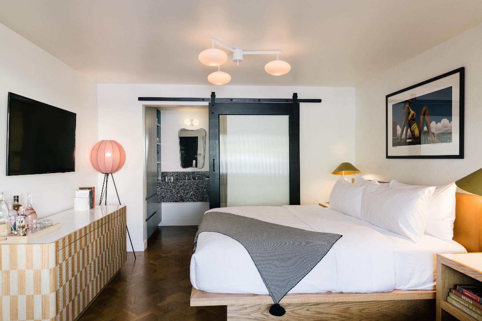 undefined Short Stories Hotel 9