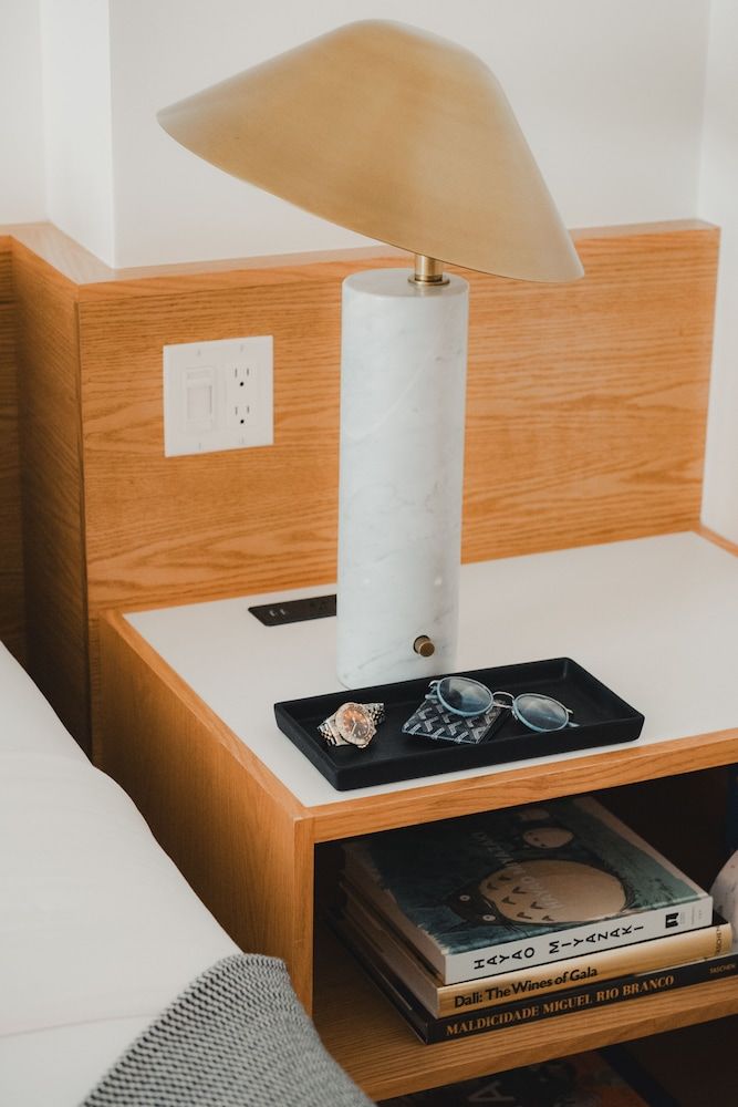 Short Stories Hotel Signature King (SGK) 6