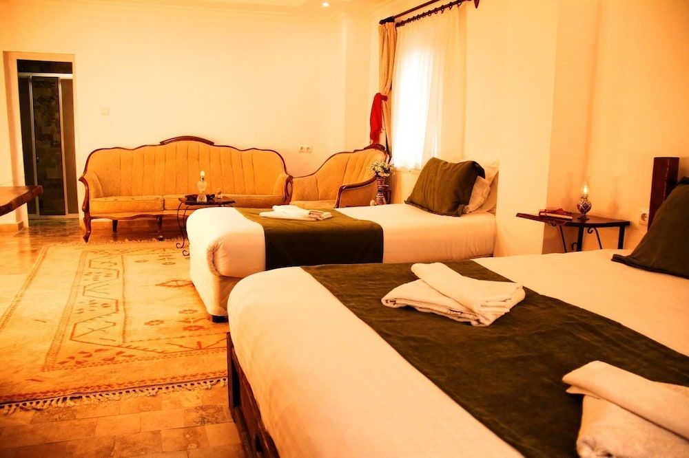 Kufe Hotel Family Room 2