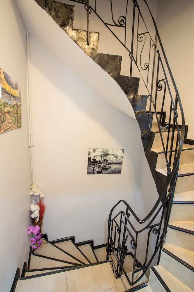 undefined Istanbul House 8