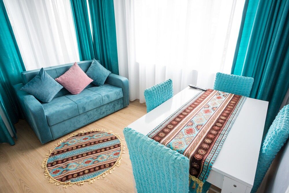 Istanbul House Family Apartment, 1 Bedroom, Refrigerator, City View 8