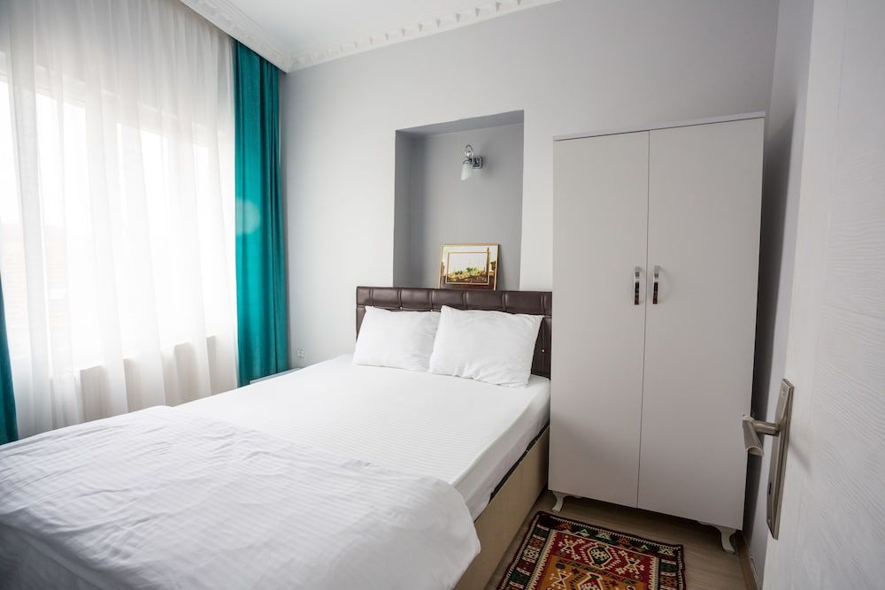 Istanbul House Family Apartment, 1 Bedroom, Refrigerator, City View 5