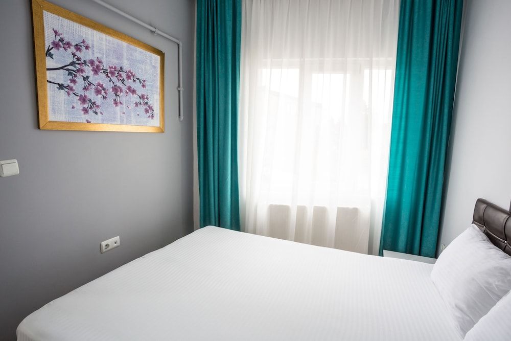 Istanbul House Family Apartment, 1 Bedroom, Refrigerator, City View 4