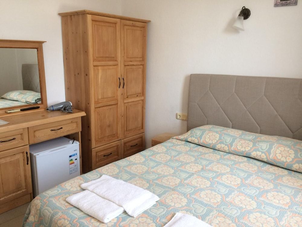Tugay Hotel Standard Double Room 2