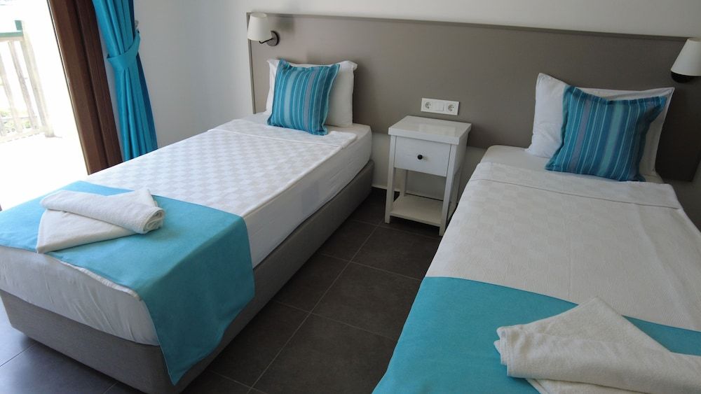 Gümbet Cove Hotel Standard Room, 1 Bedroom, Pool View, Beachfront 8