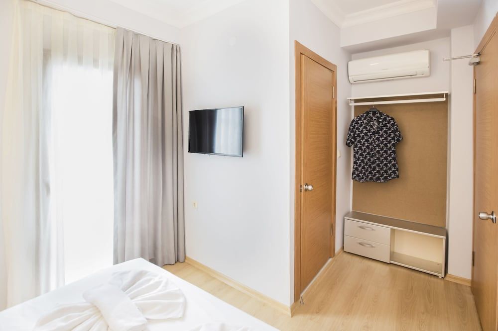 Bucoleon Hostel Economy Room, 1 Double Bed 3