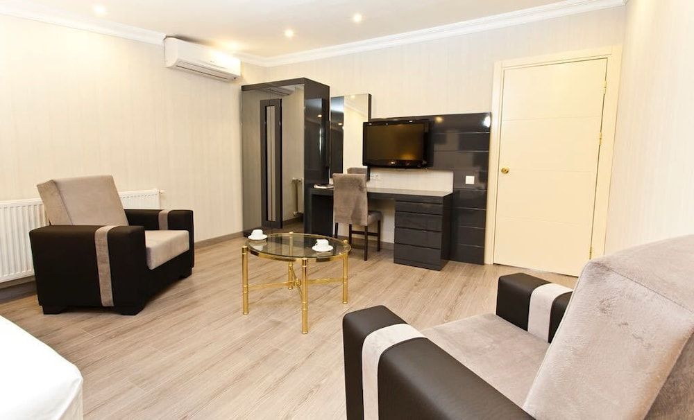 undefined Evoda Residence 9