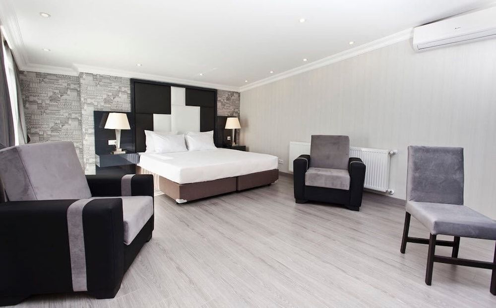 undefined Evoda Residence 7