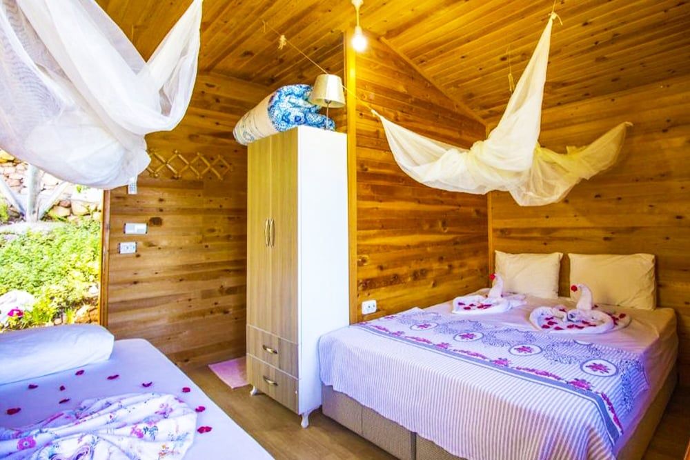 Fullmoon Camping Deluxe Double Room, Sea View 2