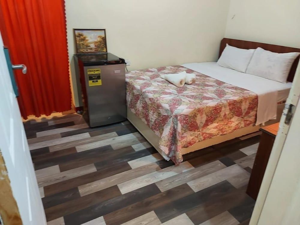 Studio 27 Inn Room, 1 Queen Bed 2