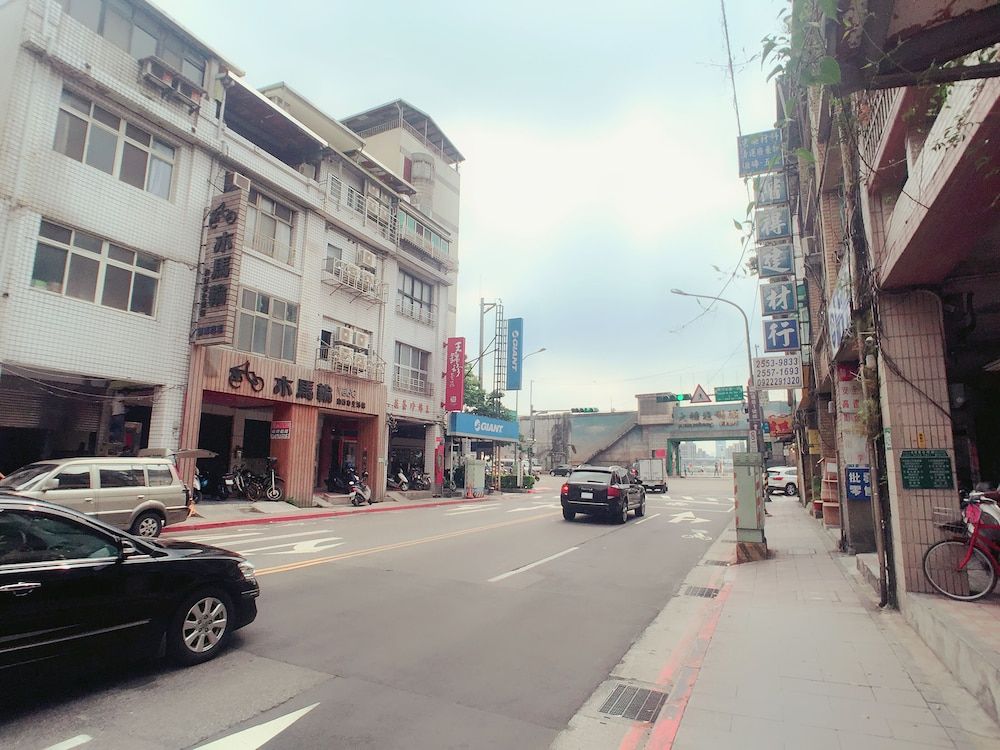 undefined Sunside Inn 428 6