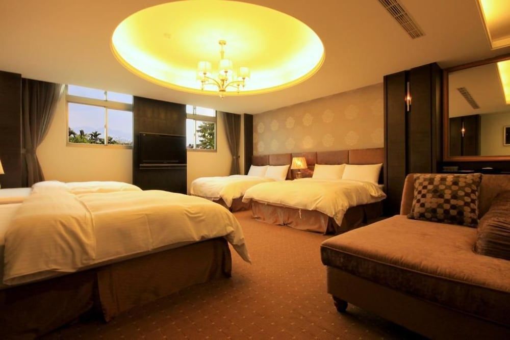 Mountain Fish Water Boutique Hotel Deluxe Suite 3