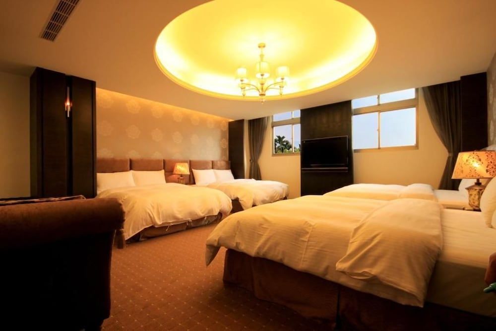 Mountain Fish Water Boutique Hotel Deluxe Suite 2