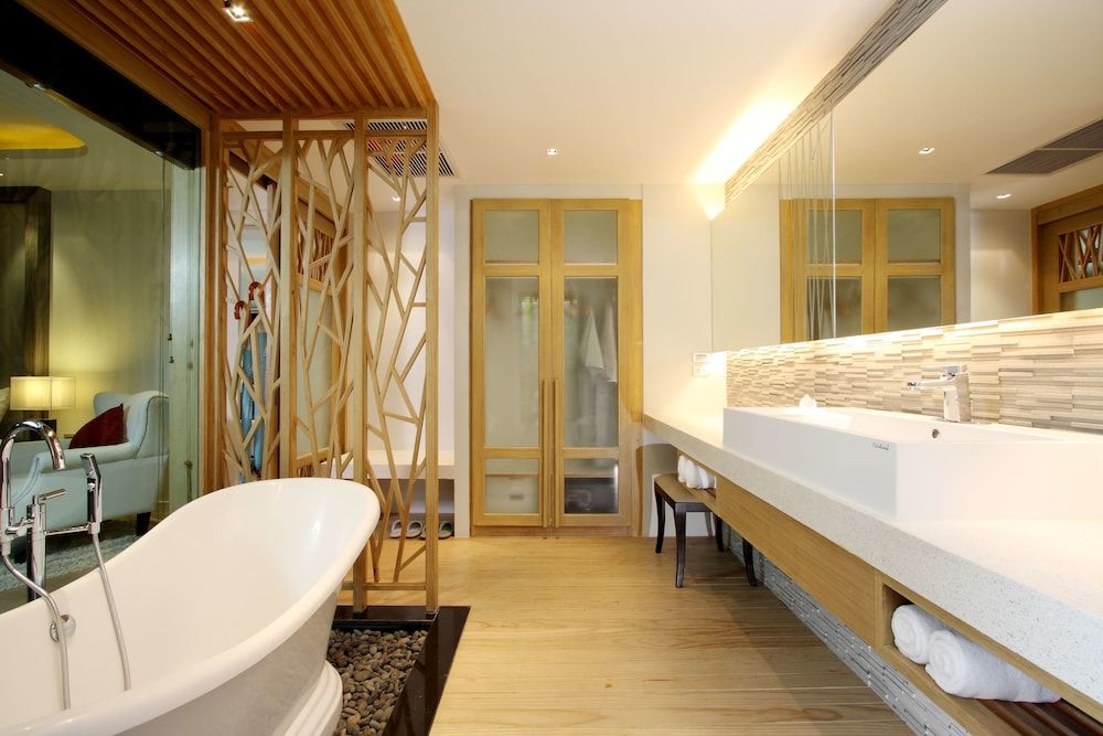 undefined Wyndham Sea Pearl Resort Phuket 10