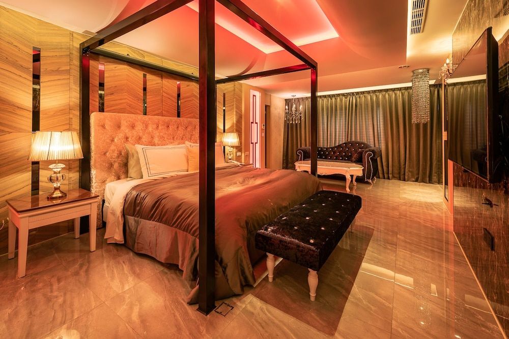 Superior Double Room, 1 Double Bed, Non Smoking, Bathtub