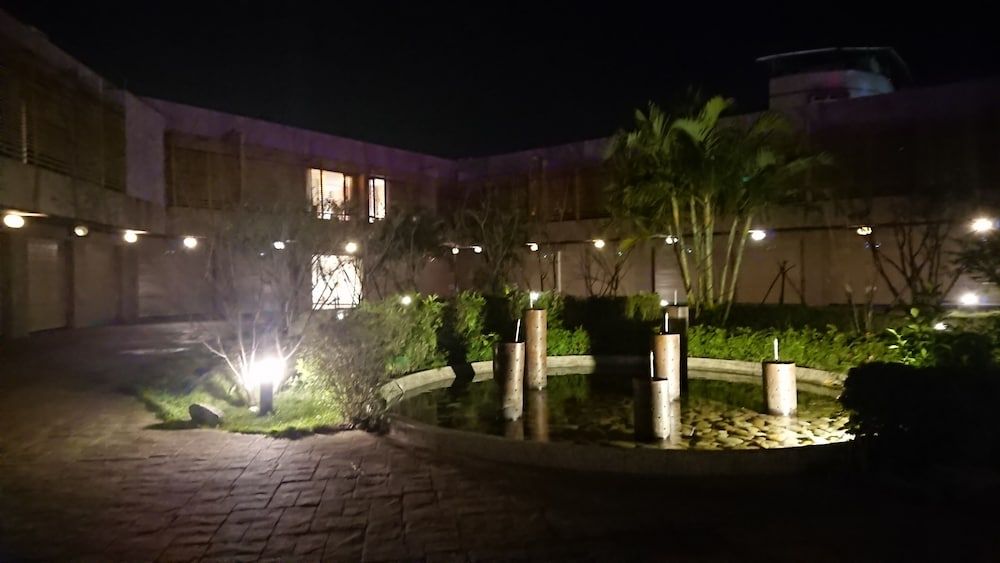 undefined Fortune Villa Motel 7