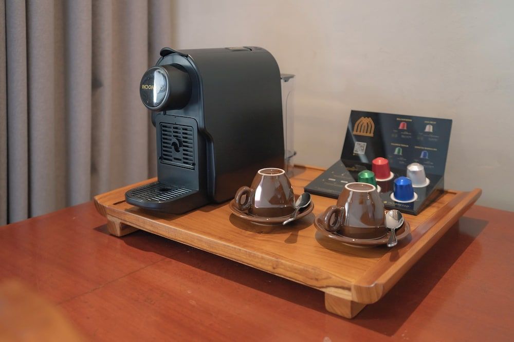 Kuta Seaview Beach Resort Deluxe Room 7