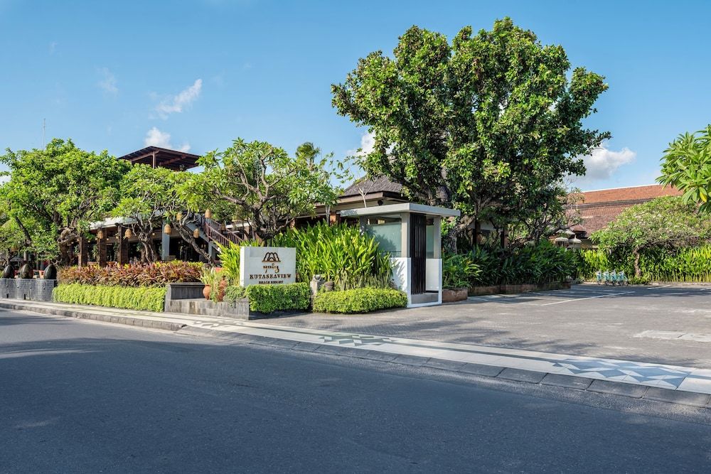 undefined Kuta Seaview Beach Resort 7
