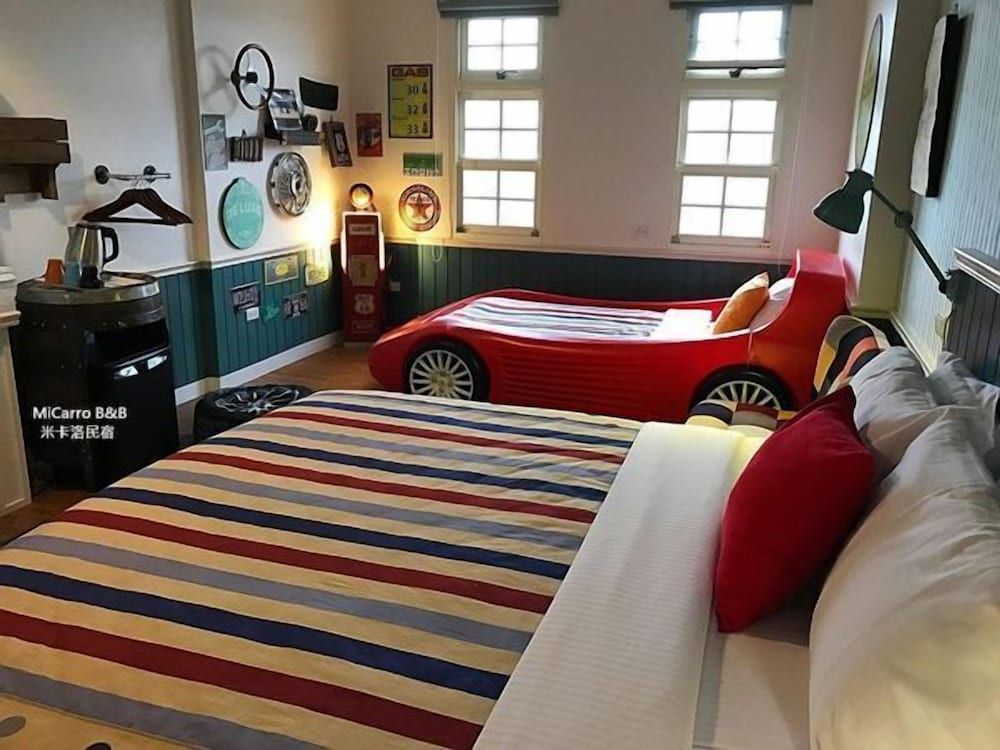 MiCarro B&B Signature Triple Room 8