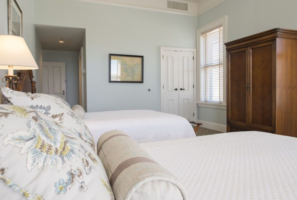 Fulton Lane Inn Standard Double Room, 2 Double Beds 3