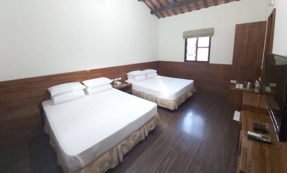 Kenting Youth Activity Center Family Quadruple Room 3