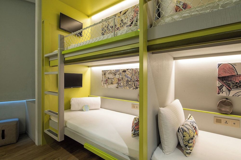 undefined Cosmos Hotel Huashan Town 7