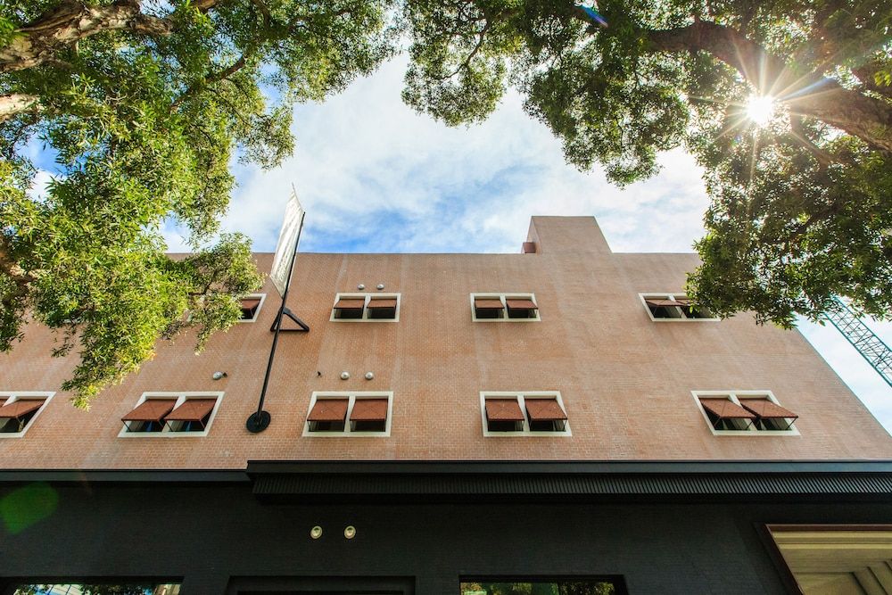 undefined Cosmos Hotel Huashan Town 3