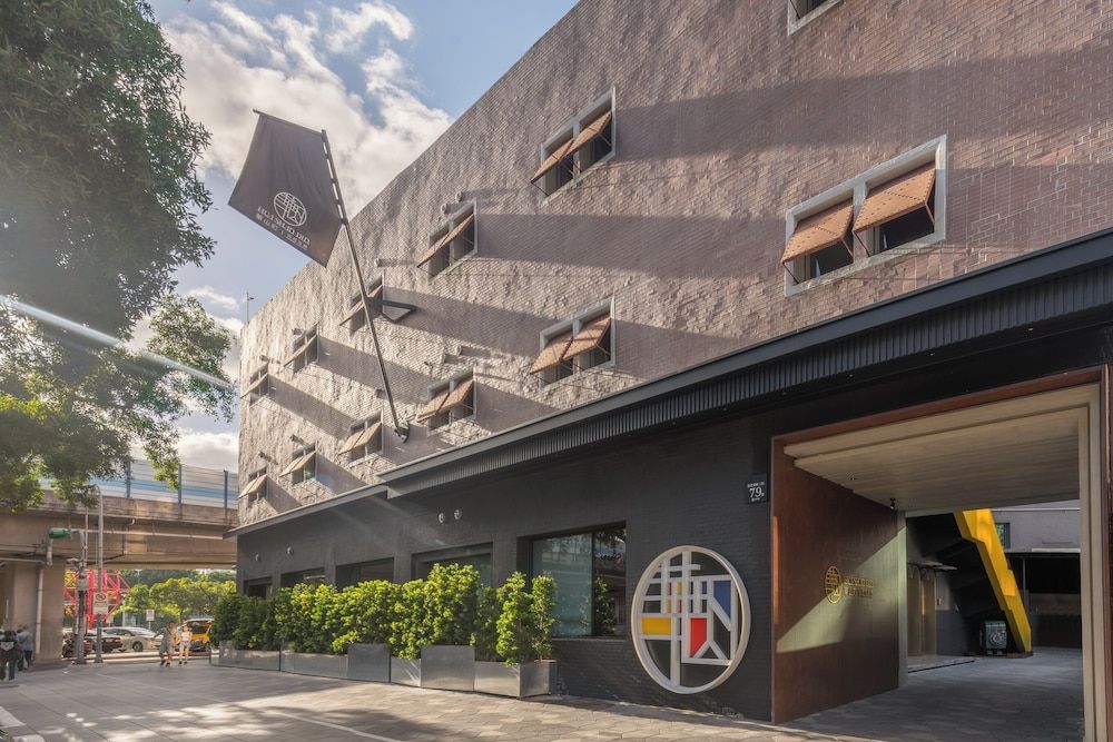 undefined Cosmos Hotel Huashan Town 4