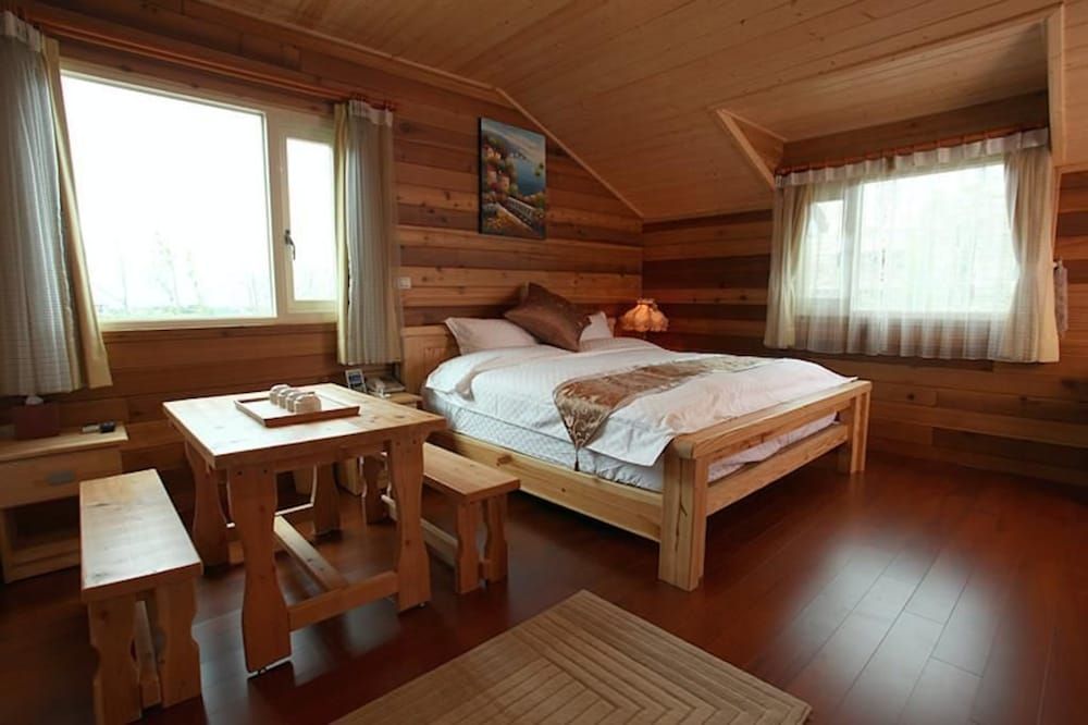 North Zart Homestay Log Cabin Quadruple Room (302) 2