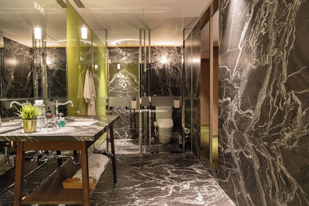 Inhouse Hotel Grand Elite Double Room 4