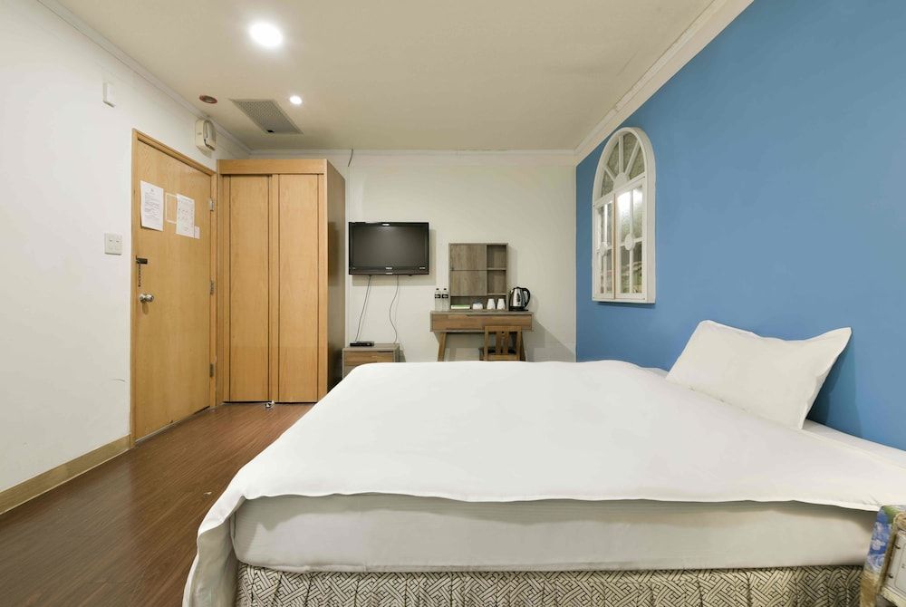 Back Home Hotel Economy Single Room, 1 Twin Bed 3
