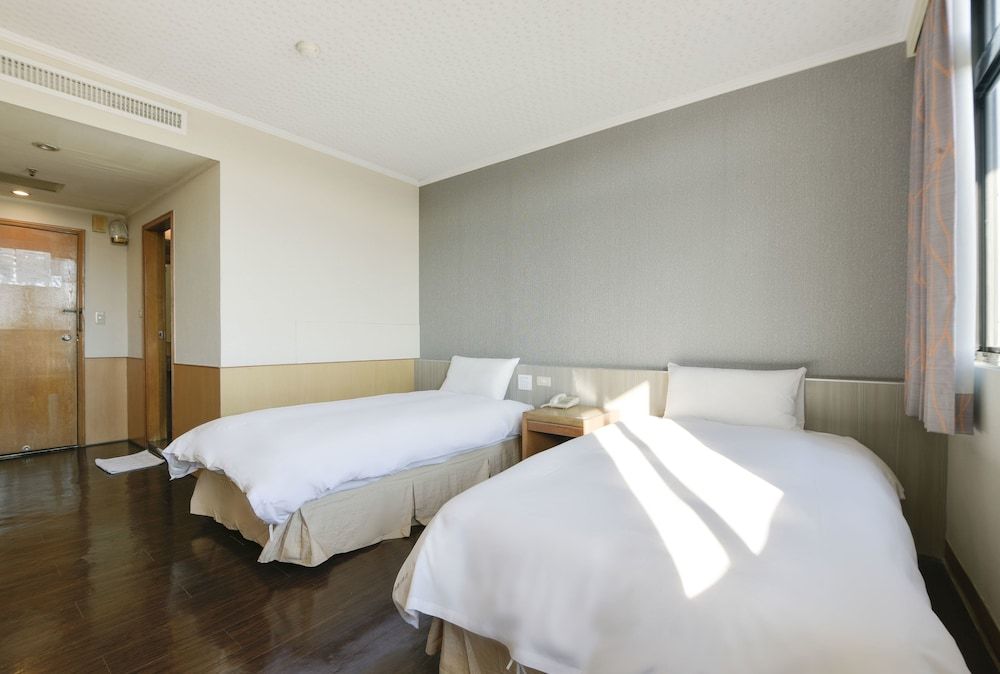 Back Home Hotel Superior Twin Room, 1 Bedroom 6