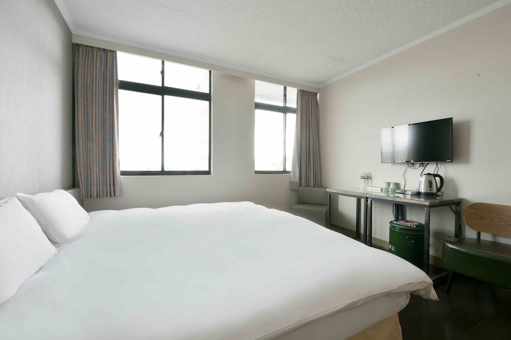 Back Home Hotel Superior Double Room, 1 Bedroom