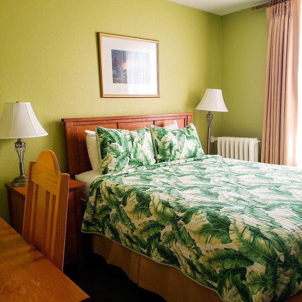 Classic Room, 1 Queen Bed