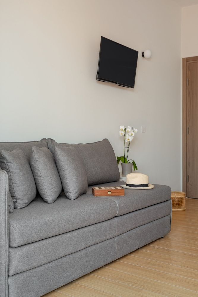 Preveza City Comfort Hotel Superior Room (Comfort with Sofa) 5