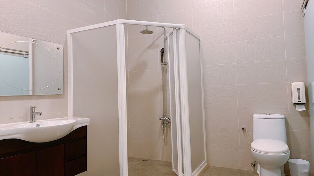 FlowerHome Signature Twin Room, 2 Twin Beds 6