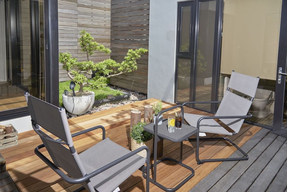 Hotel Z Grand Room, 2 Bedrooms, Courtyard View, Garden Area 6