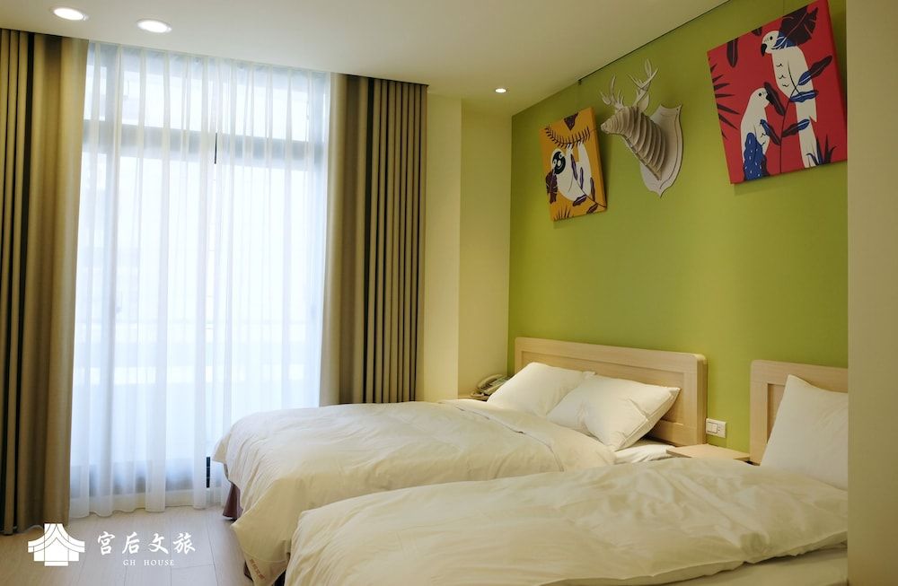 Gh House Deluxe Triple Room 2