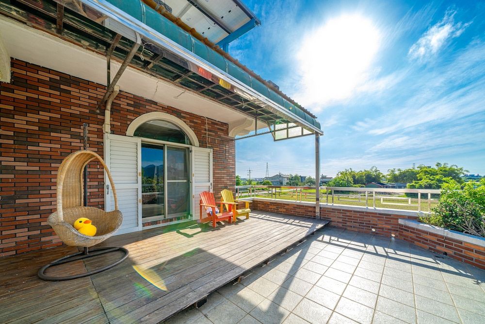 Rainbow Garden B&B Superior Quadruple Room 4