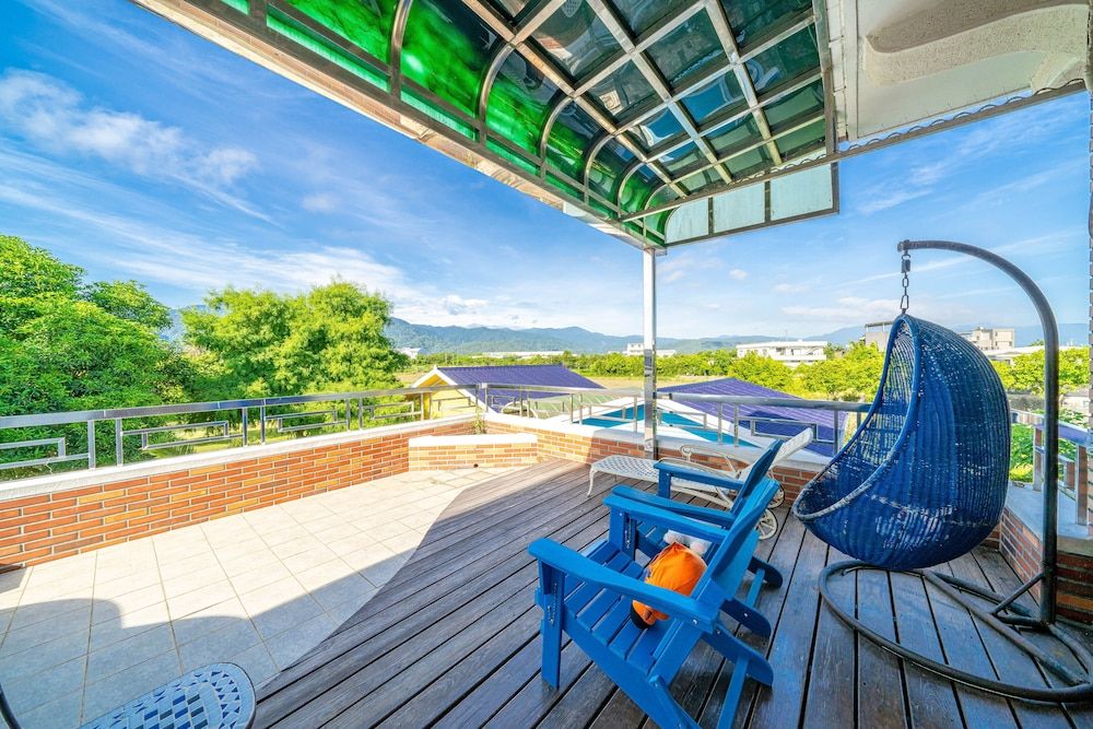 Rainbow Garden B&B Superior Quadruple Room 3