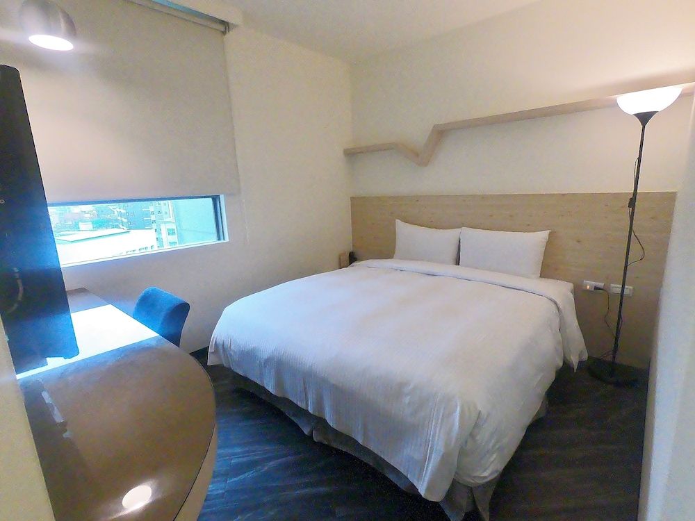Merryday Hotel Banqiao Branch Standard Double Room 5