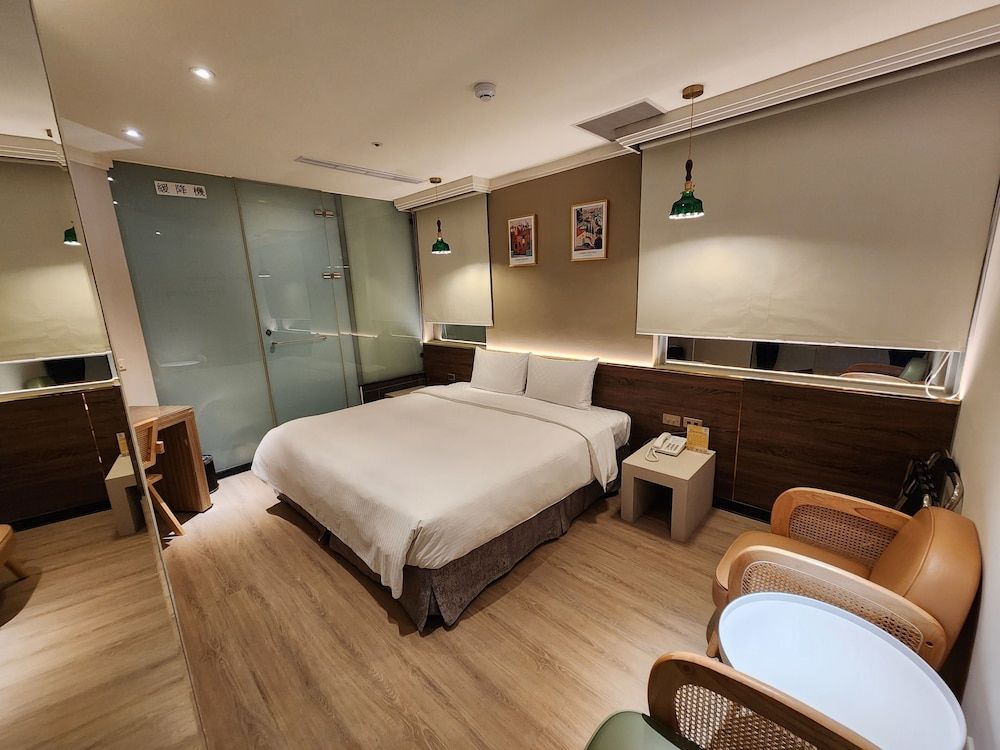Superior Room, 1 Queen Bed