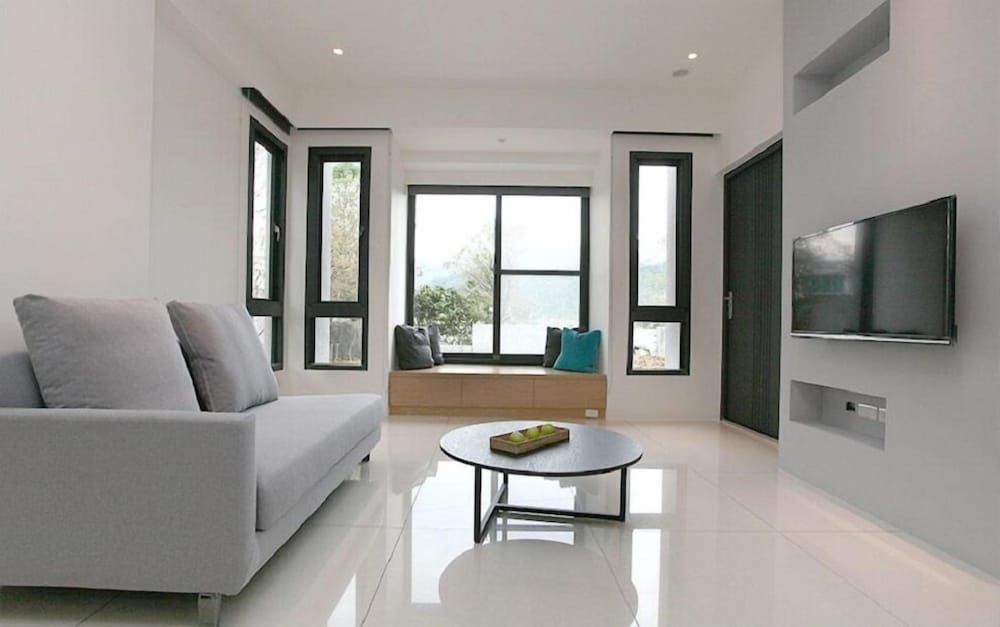 Lovely Pond Hostel Deluxe Quadruple Room 3